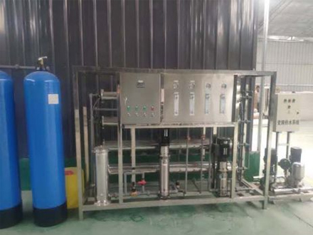 反滲透凈水設(shè)備