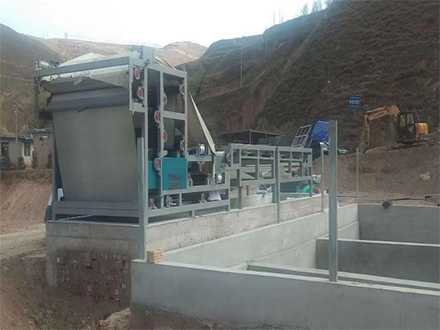 壓濾機出渣設(shè)備